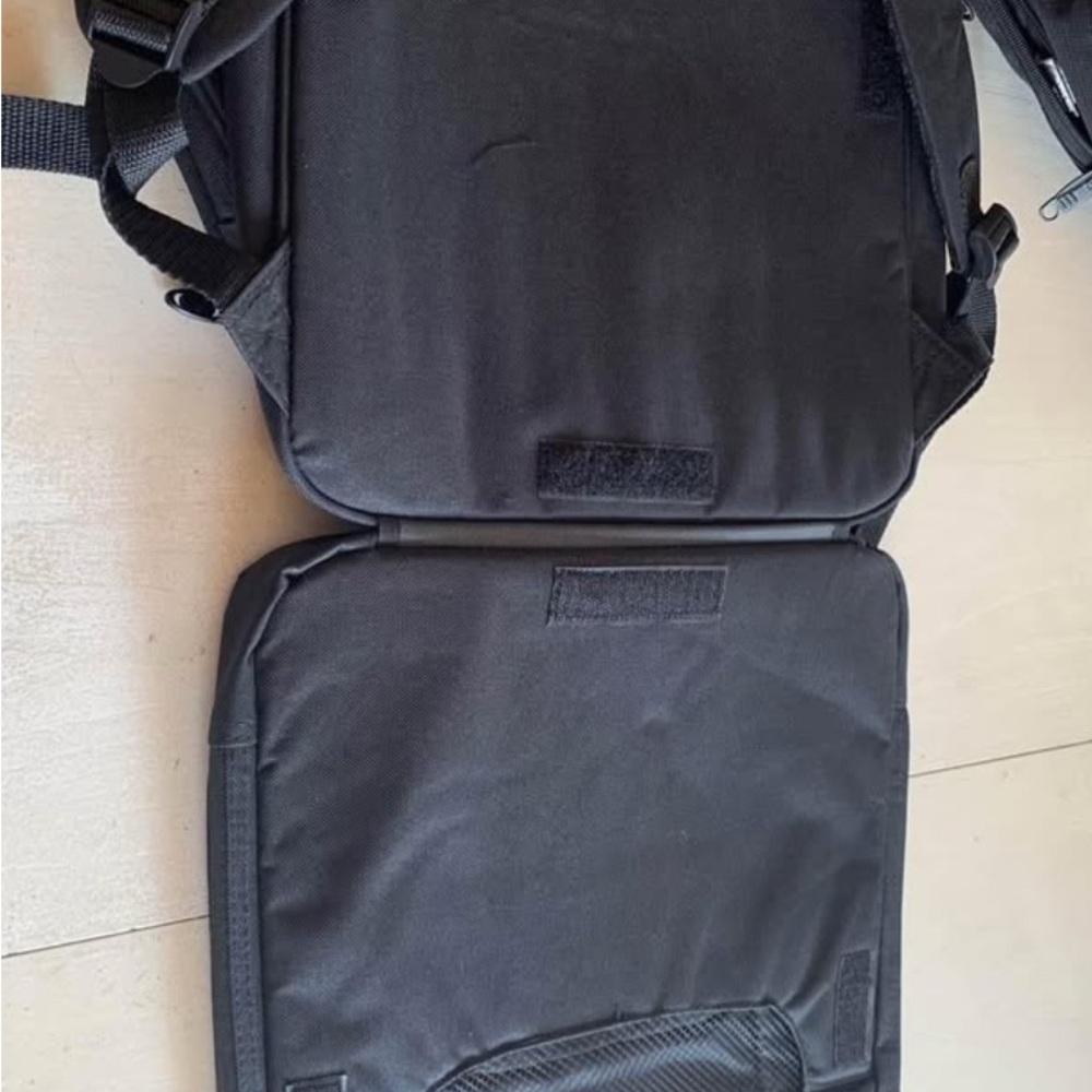 Track Infinity Mini Medical Backpack - Black - Picture 4 of 6